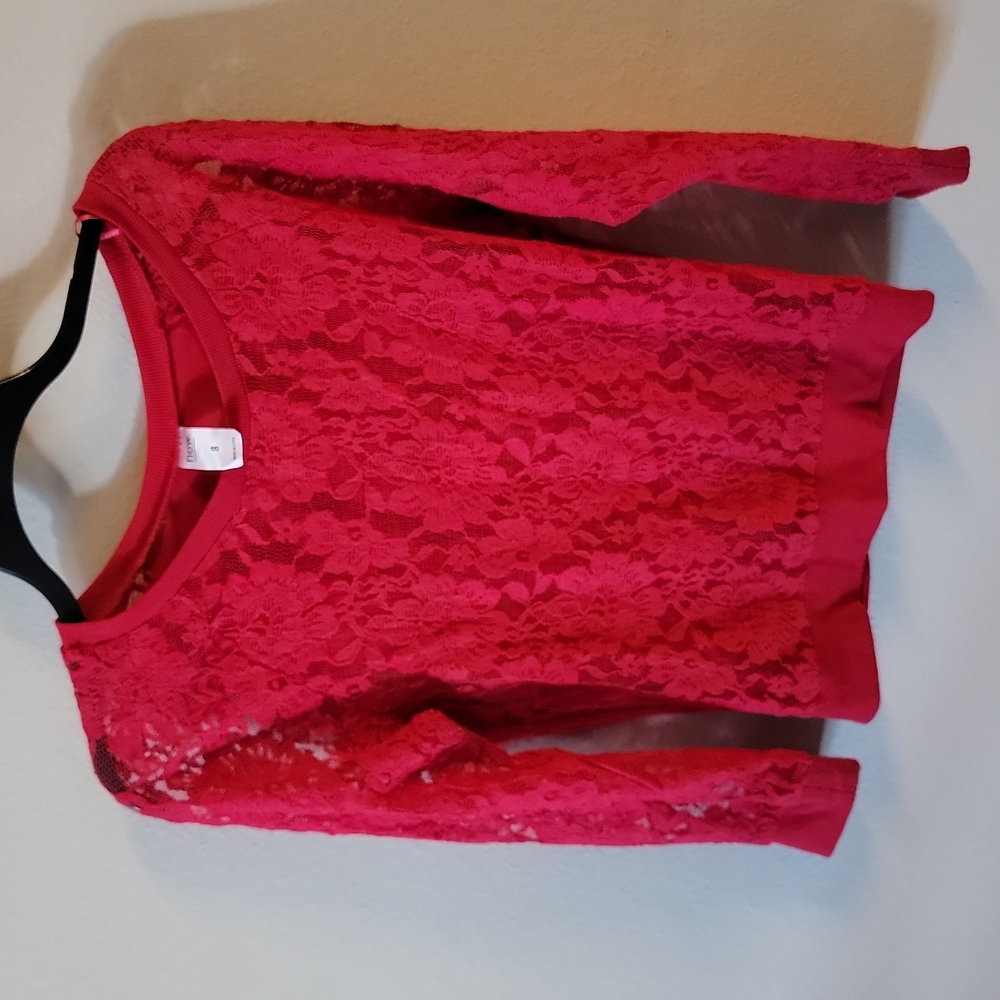 Now women's top.